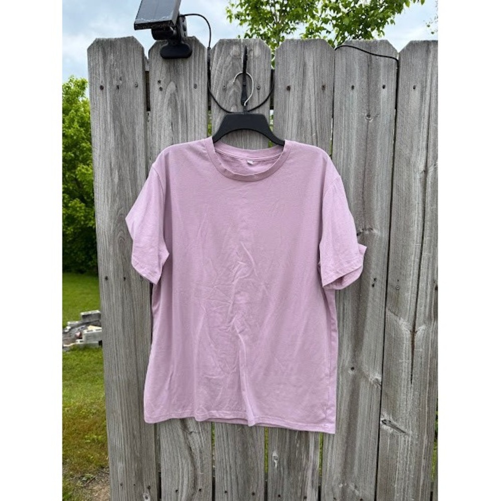 Unbranded Lavender Mauve Short Sleeve Crewneck T-Shirt Size Small Cotton‎ Blend
